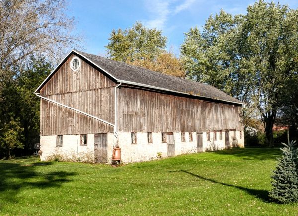 Barn Gutter Repair in Mchenry