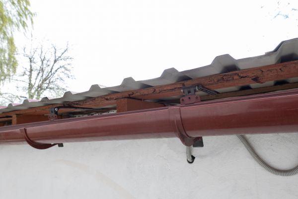Cost of Round Gutters Installation in Mchenry